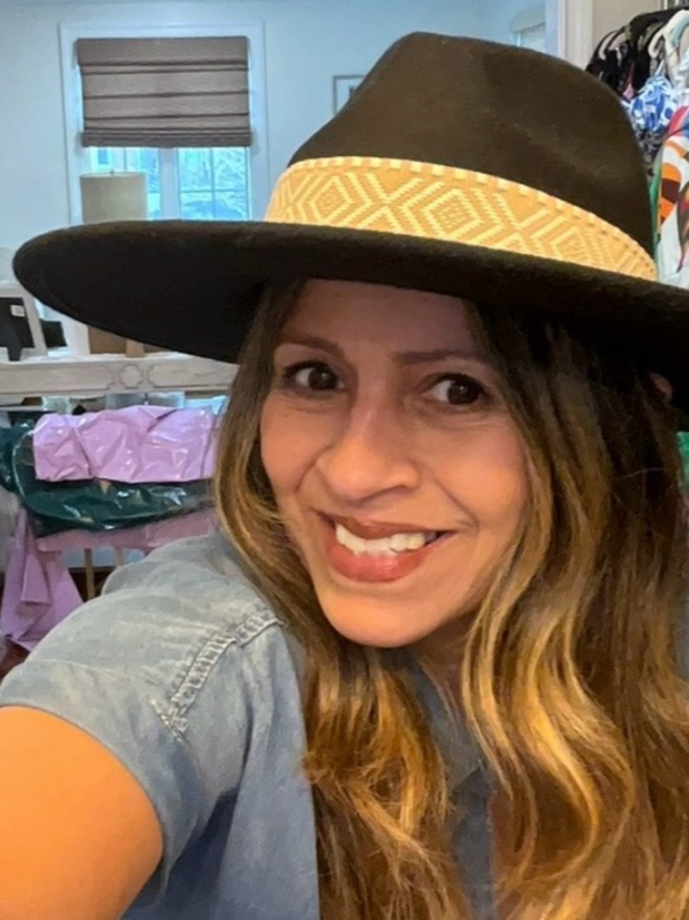 Wide-Brim Brown Fedora Hat with Decorative Tan Band